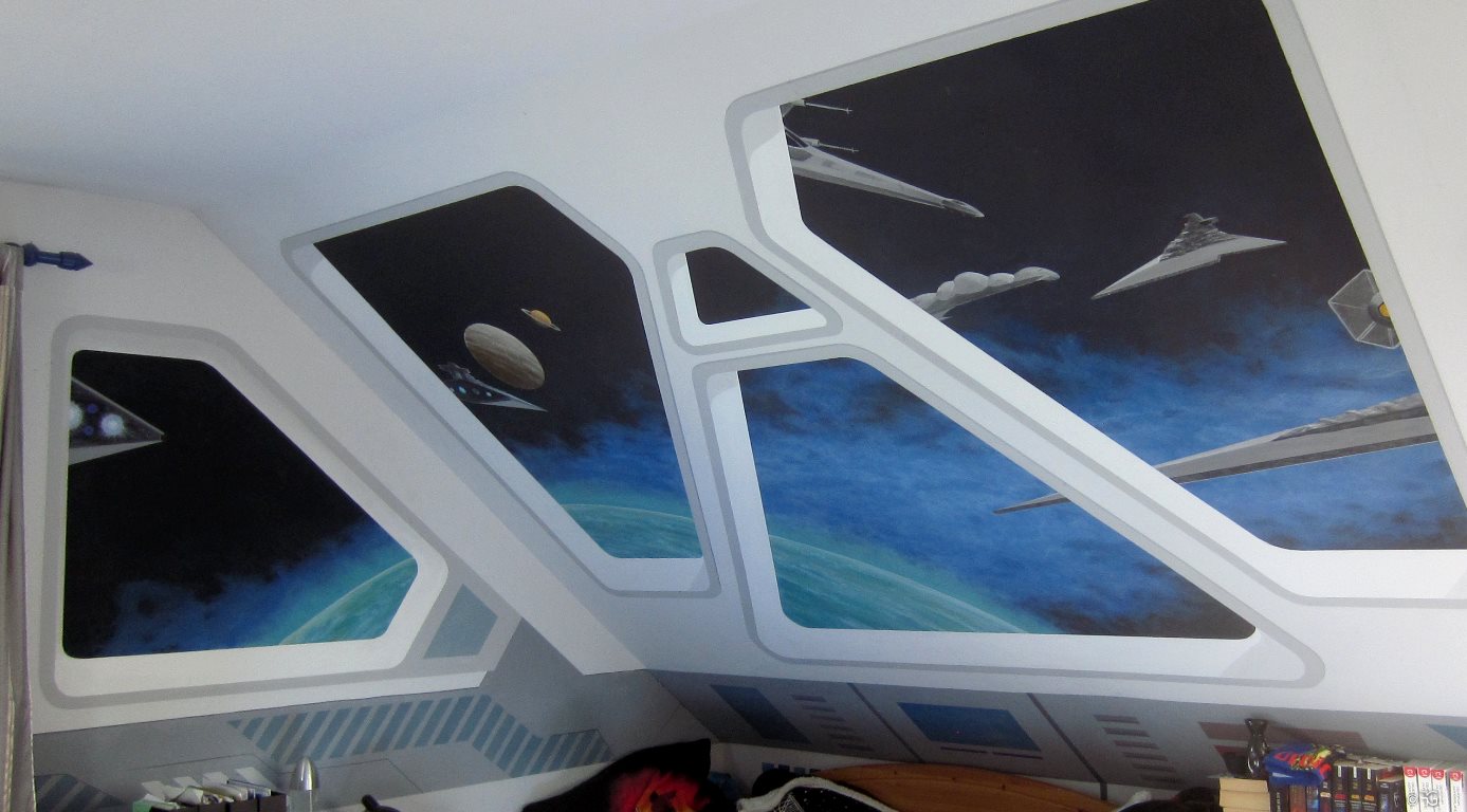 Illusionsmalerei von Grollmus: Blick aus Fenster ins All mit Raumschiffen von Star Wars